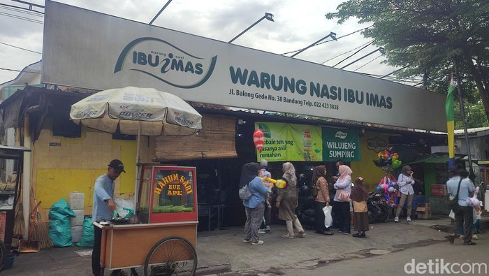 10 Tempat Sarapan Bandung Terlezat, Buka Pukul 06.00 Pagi