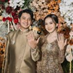 Arbani Yasiz & Raissa Ramadhani Resmi Bertunangan: Intip Potret Mesranya!