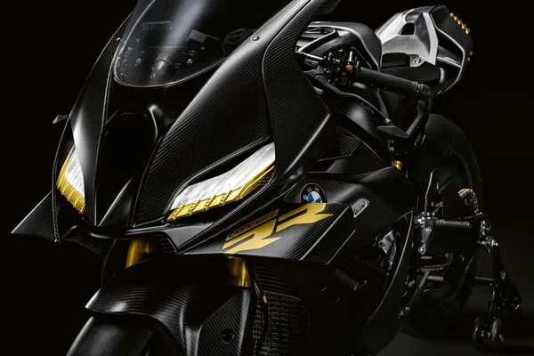 BMW Concept RR: Motor Sport Gahar, Desain Radikal Menggoda