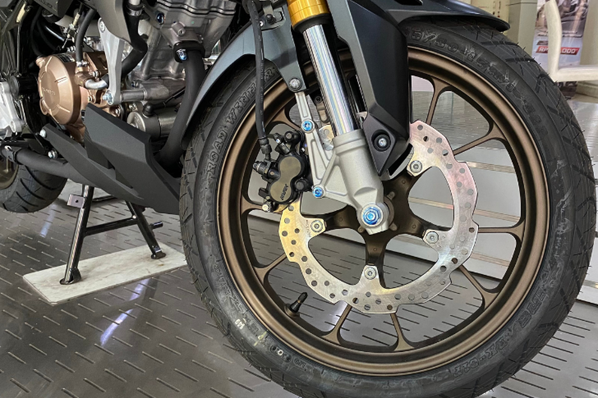 Ban Motor Aman & Nyaman? Panduan Lengkap Pilih yang Terbaik!