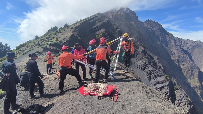 Drone Temukan Juliana Hilang: Kisah Mengharukan Pendaki Gunung Rinjani
