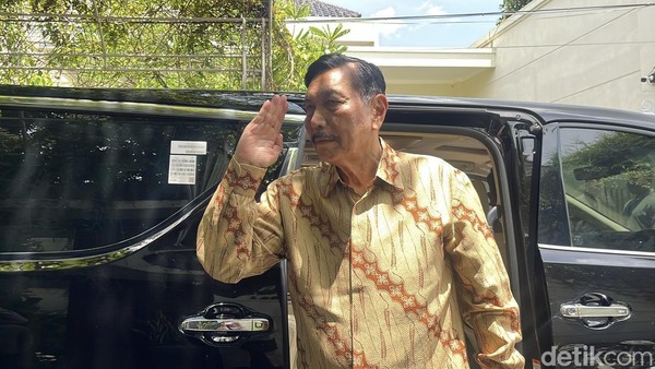 Garis Kemiskinan Baru: Angka Mengejutkan, Kata Luhut!