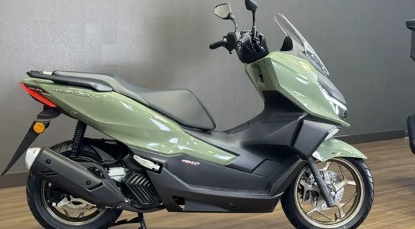 Honda Luncurkan Motor Matic Maxi: Harga & Spesifikasi Terbaru