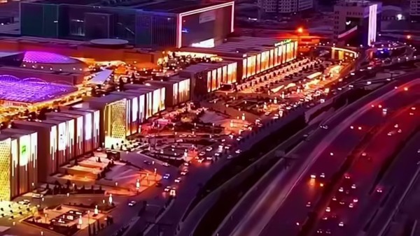 Iran Mall: Megahnya Pusat Belanja Terbesar Timur Tengah