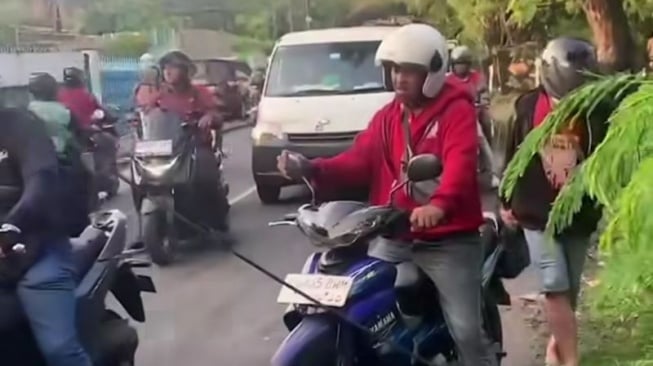 Kabel CCTV Cengkareng Putus, Pohon Tumbang? Jakarta Smart City Bertindak!