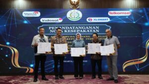 Kejagung dan Operator: Bongkar Kasus Besar, Data A1 Terungkap