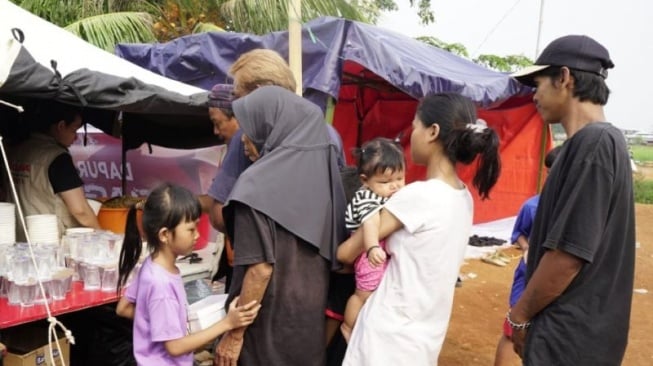 Korban Kebakaran Kapuk Muara: Haru Biru Terima Bantuan Tak Terduga