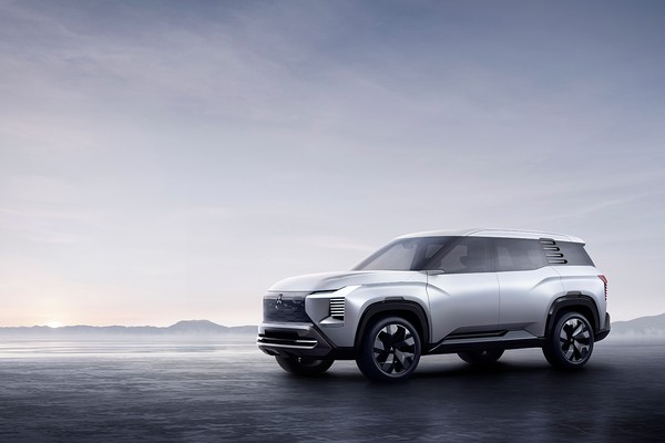 Mitsubishi Destinator: SUV Baru, Konsep Futuristik Terungkap?