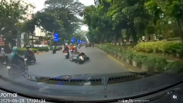 Pemotor Lawan Arus Bogor Terlindas Fortuner: Detik-Detik Dramatis