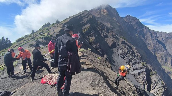 Pendakian Rinjani Berujung Maut: Kritik Pakar Brasil Soal Penyelamatan