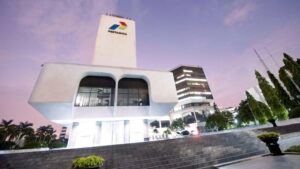 Pertamina Cetak Laba Fantastis: Rp 49,54 Triliun! Rahasianya?