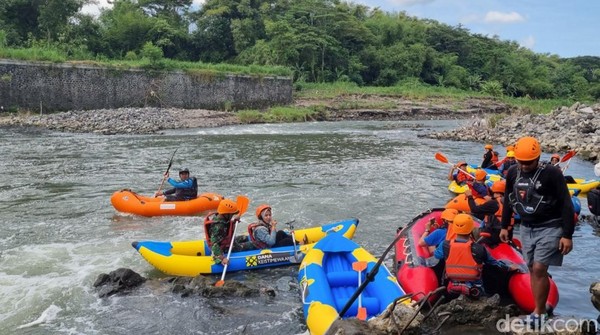 Petualangan Packrafting Bantul: Long Weekend Seru & Sehat