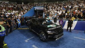 Presiden Uzbekistan Hadiahkan Mobil Mewah Timnas Piala Dunia