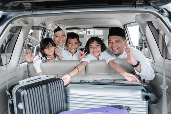 Puasa dan Bugar Saat Traveling? 5 Tips Rahasia Ini!