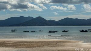Pulau Kecil Indonesia: Harta Nasional, Tak Bisa Dijual!