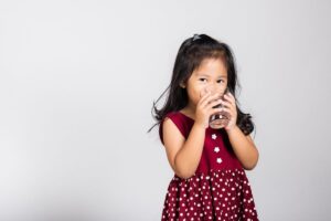 Rahasia Kebutuhan Cairan Anak: Hindari Dehidrasi Sekarang!