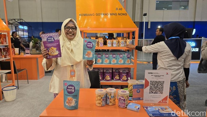 Resep Rahasia: Kembang Goyang Betawi Jadi Camilan Hits Kekinian
