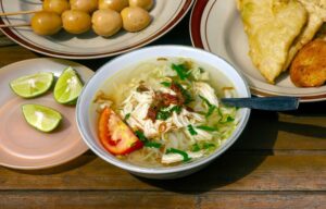 Resep Soto Ayam Semarang: Bening, Sedep, Miroso, Bikin Nagih