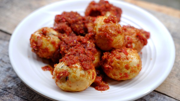 Resep Telur Balado Pedas Mantap: Lauk Lezat Anti Gagal