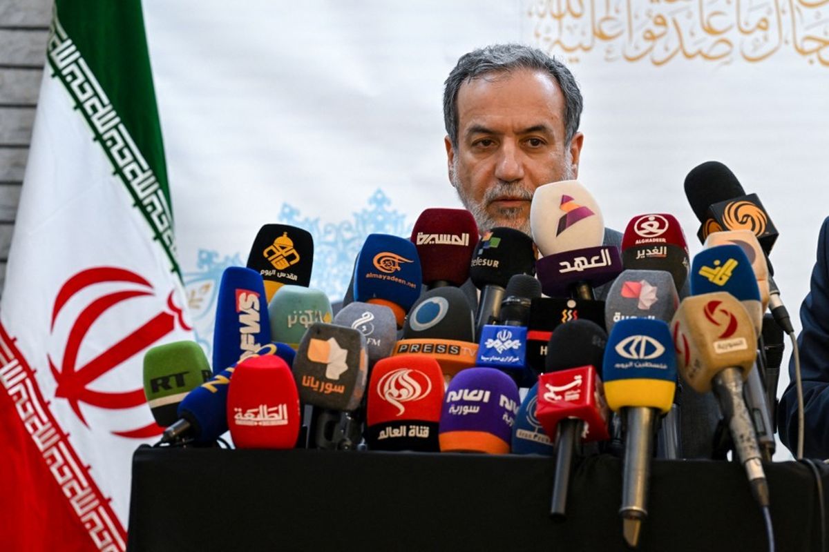 Serangan Rudal Gaza: Netanyahu Murka, Iran Sindir Keras