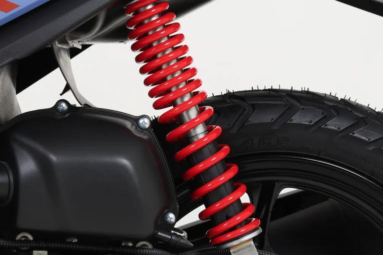 Suspensi Motor Terbaik: Monoshock vs Dual Shock, Mana Lebih Nyaman?