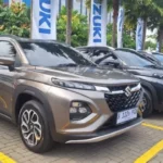 Suzuki Fronx Tertinggi: ADAS Canggih, Laris Manis!