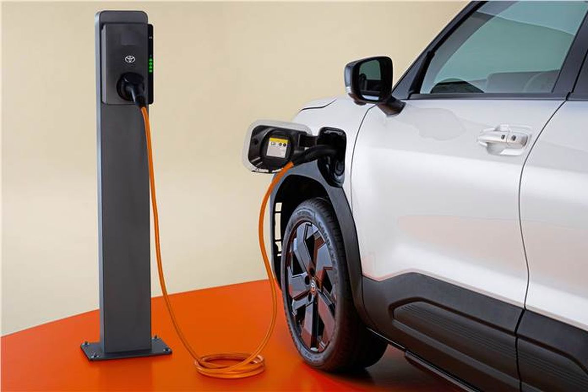 Toyota Urban Cruiser EV: Spesifikasi Lengkap & Mirip Suzuki e-Vitara