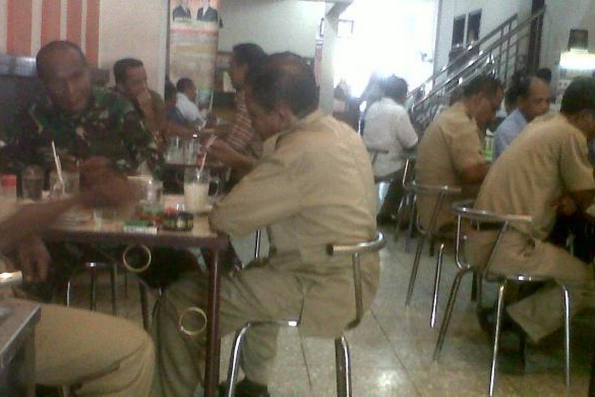 WFO atau WFH ASN? Kebijakan Pusat dan Respon Daerah