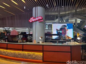 Kafe Viral, Kokas, Kota Kasablanka, Salt Bread, Mochibun, Dubai Mochibun, Kuliner Jakarta, Dessert Viral, Cafe Hits, Tren Kuliner