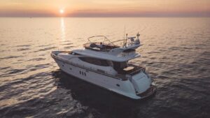 Bea Cukai, kapal wisata asing, Pantai Marina, pelanggaran pajak, berita hukum, wisata laut, penindakan, regulasi pajak, kapal asing, berita nasional