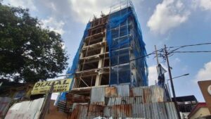 bak penampungan air, kelalaian, kecelakaan, penyelidikan polisi, korban jiwa, fasilitas publik, keselamatan masyarakat, dugaan kelalaian, berita nasional, kejadian maut