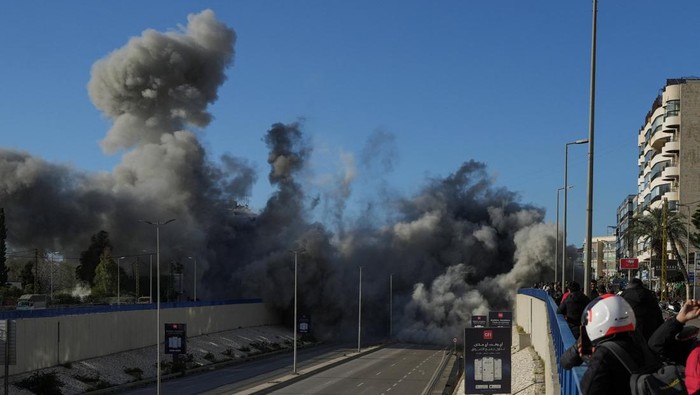 serangan israel, lebanon berkabung, konflik timur tengah, korban tewas, perang israel lebanon, berita internasional, krisis kemanusiaan, gencatan senjata, politik global, timur tengah